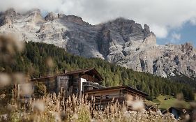 Lagacio Hotel Mountain Residence